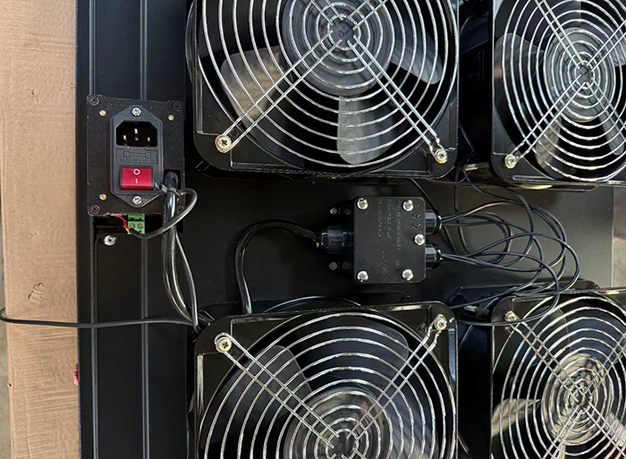 半智能款BDFLOOR-16(配4个高压交流小风机)